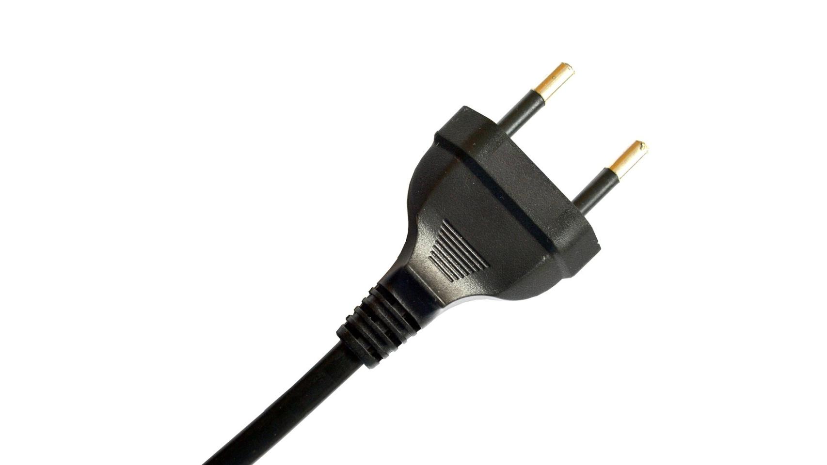 Precio de la luz hoy 8 de abril: a qué hora es más barato usar los electrodomésticos