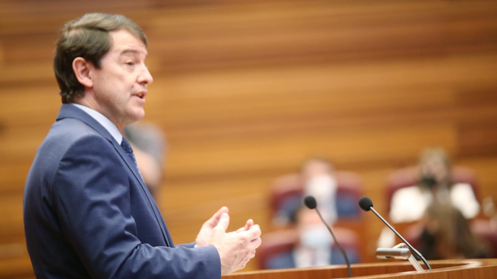 Alfonso Fernández Mañueco el día de su investidura como presidente de la Junta de Castilla y León