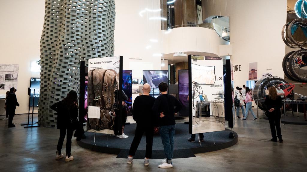La instalación inmersiva '0∞. Dos futuros de la movilidad' del grupo City Science del MIT Media Lab.