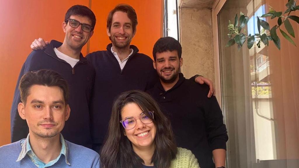 Equipo humano al completo de la startup Ivack.