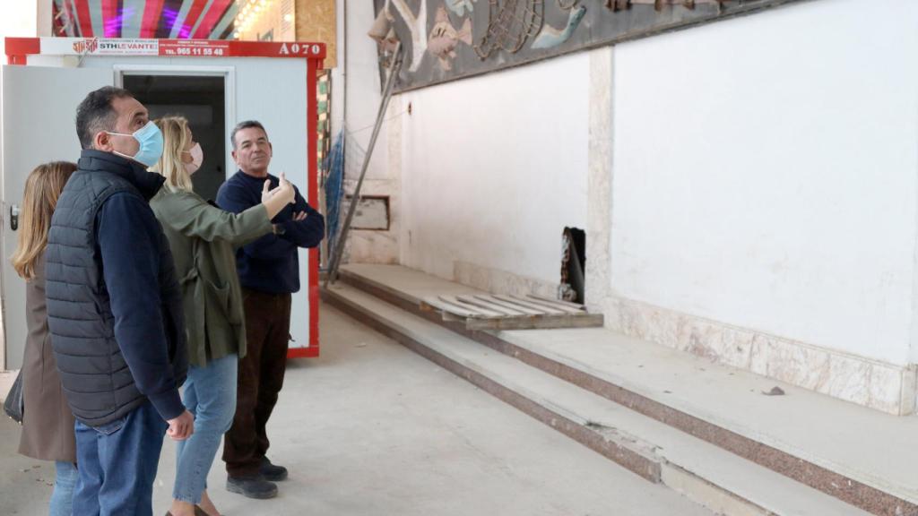 Visita a la obra.