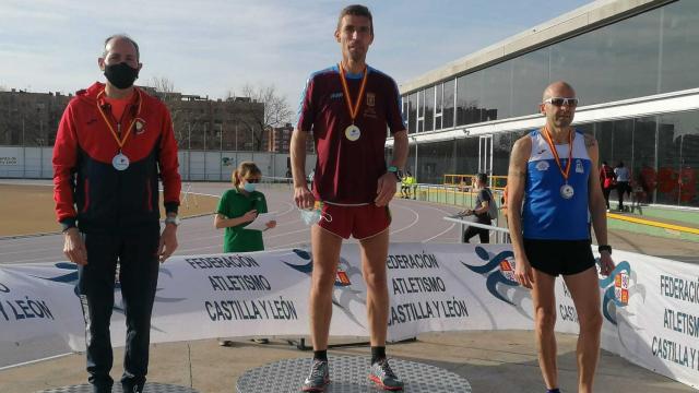 Rubén Sánchez, del Vino de Toro Caja Rural, campeón de Castilla y Leon en 5000 metros