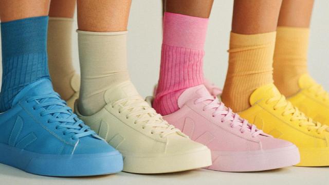 La nueva colección de zapatillas Veja x Mansur Gavriel.