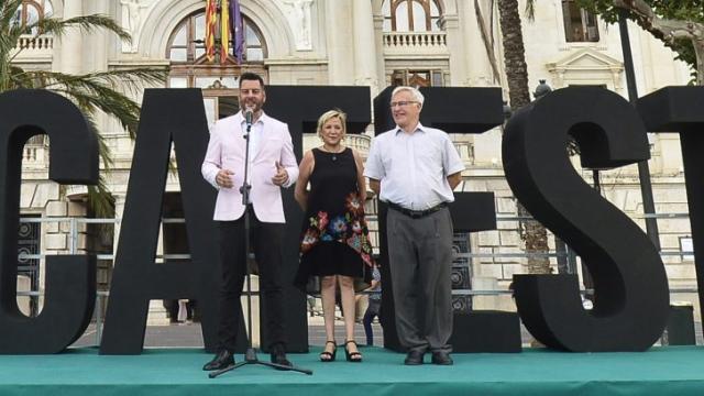 El alcalde de Valencia, Joan Ribó (a la derecha), y el concejal Galiana en el Bonica Fest.