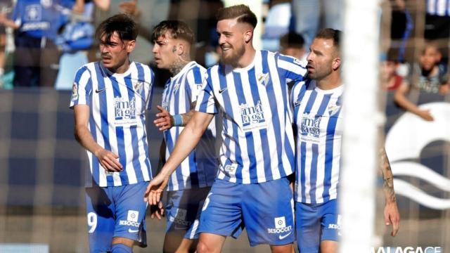 El Málaga CF celebra uno de los goles que marcó contra el Valladolid.