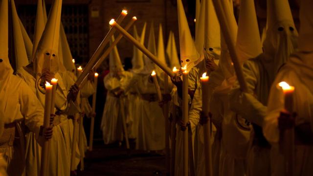 La mujer en la Semana Santa de Sevilla: