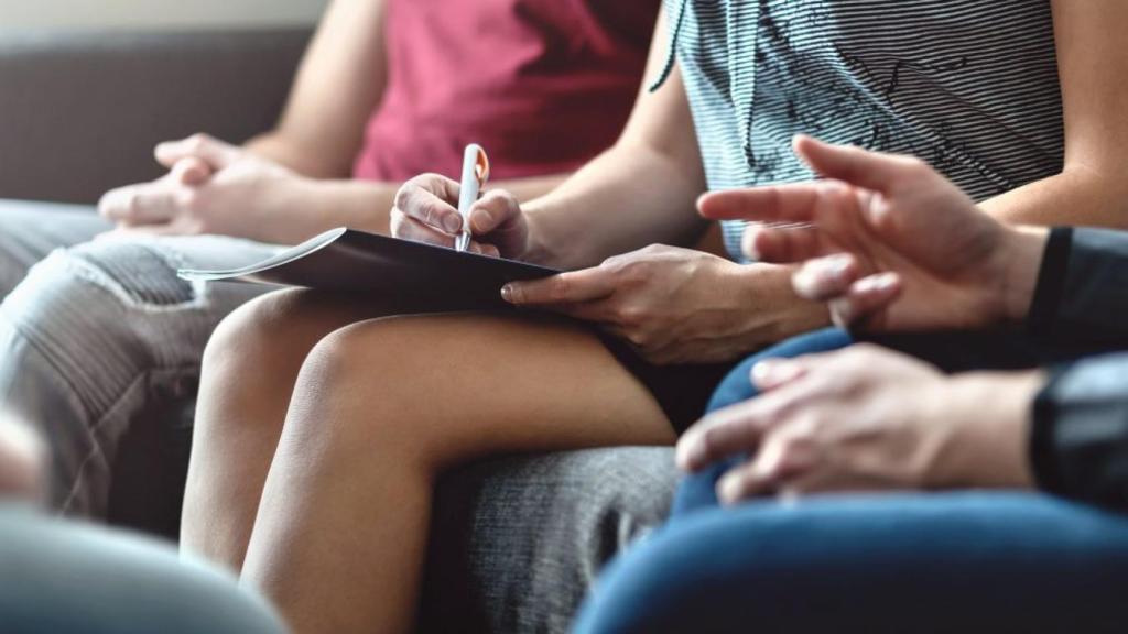 Una terapia de grupo como las que tienen lugar en la clínica.