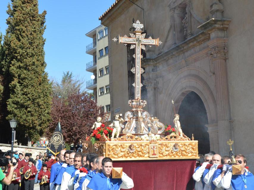 Lignum Crucis (Reliquia autenticada de la Cruz de Cristo traída de Roma en el S. XVII