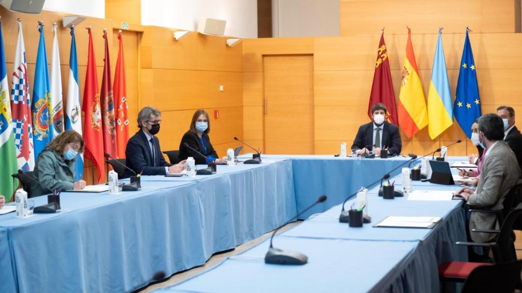 El presidente de la Región de Murcia, Fernando López Miras, este martes, en el Consejo de Gobierno.