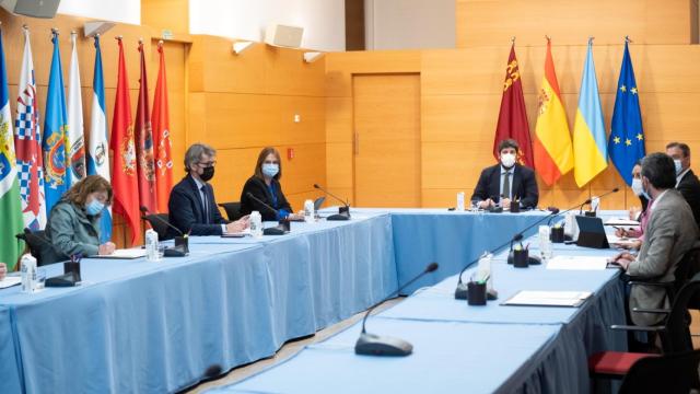 El presidente de la Región de Murcia, Fernando López Miras, este martes, en el Consejo de Gobierno.