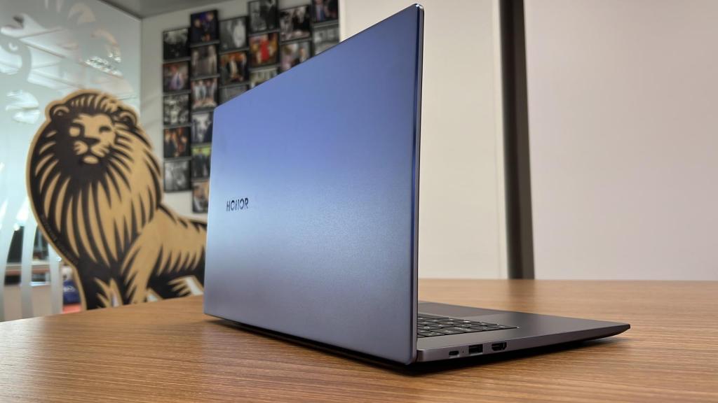 HONOR MagicBook 15