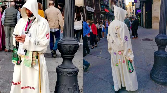 Un vendedor de la ONCE en Zamora obligado a retirarse su original túnica tras una queja ciudadana