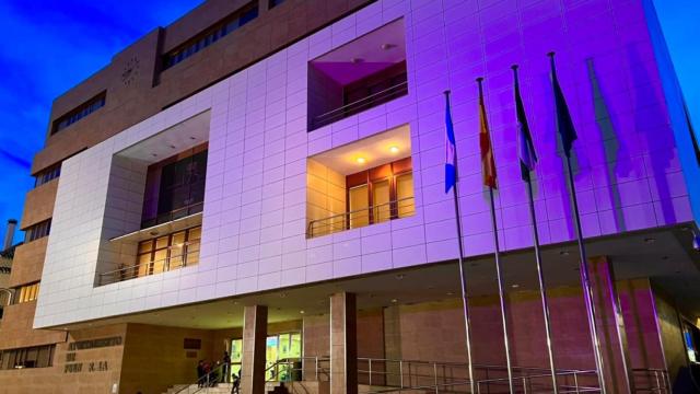 Fachada del ayuntamiento de Fuengirola.