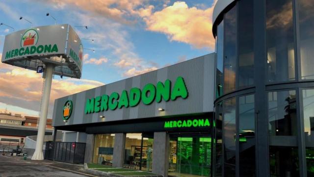 Fachada de Mercadona.