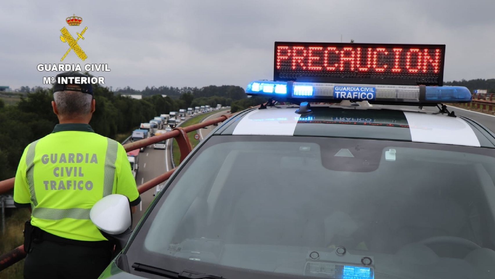 Un control de la Guardia Civil de Tráfico.
