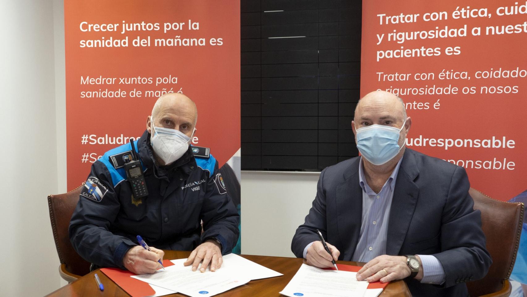 Alberto de Rosa (dcha.), director ejecutivo de Centene para Europa, y Javier Pitillas, fundador de la asociación.