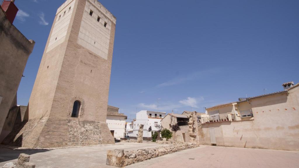 Imagen con la que el Ayuntamiento de Canals promociona uno de los puntos de interés turístico del pueblo: la Torre