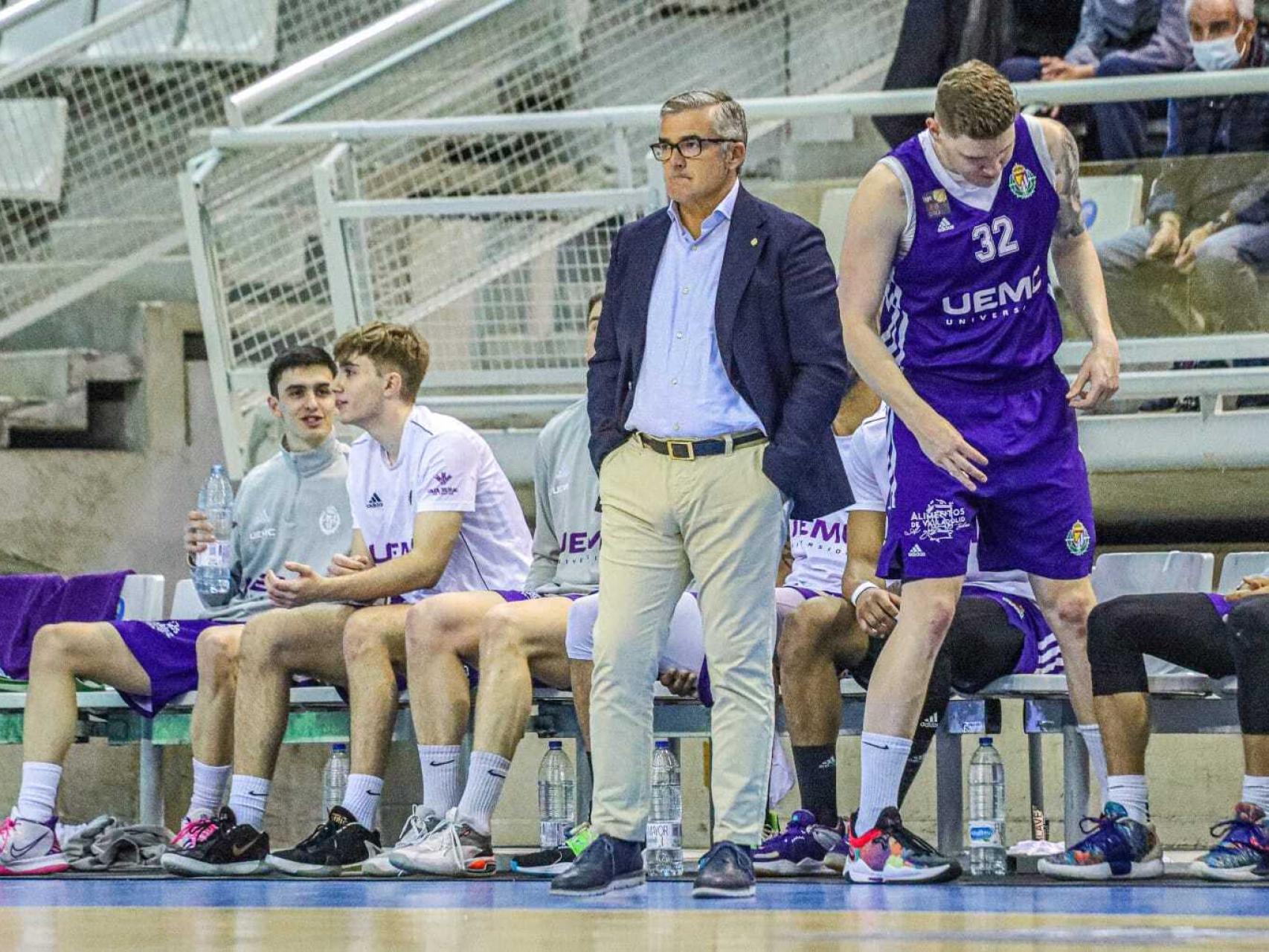 Paco García en el partido de este miércoles