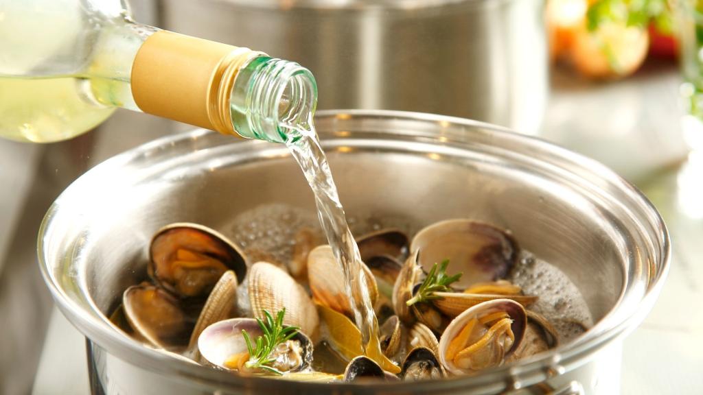 Almejas con vino blanco