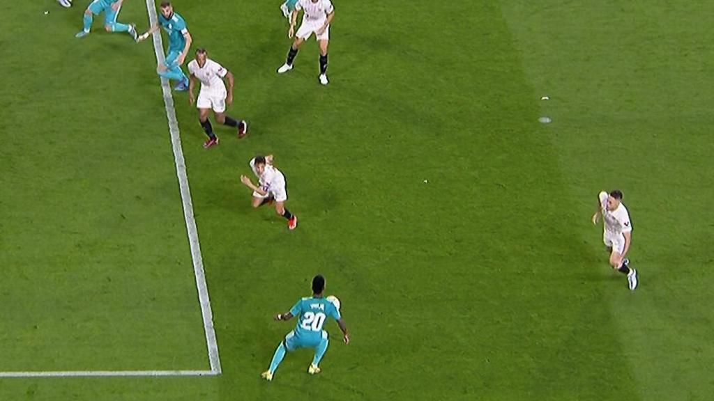 Cuadra Fernández anula el gol de Vinicius