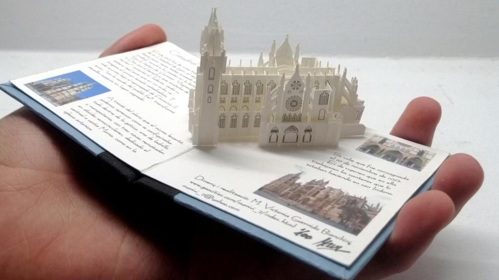 Uno de los ejemplares que pueden verse en la exposición 'Libros en movimiento'
