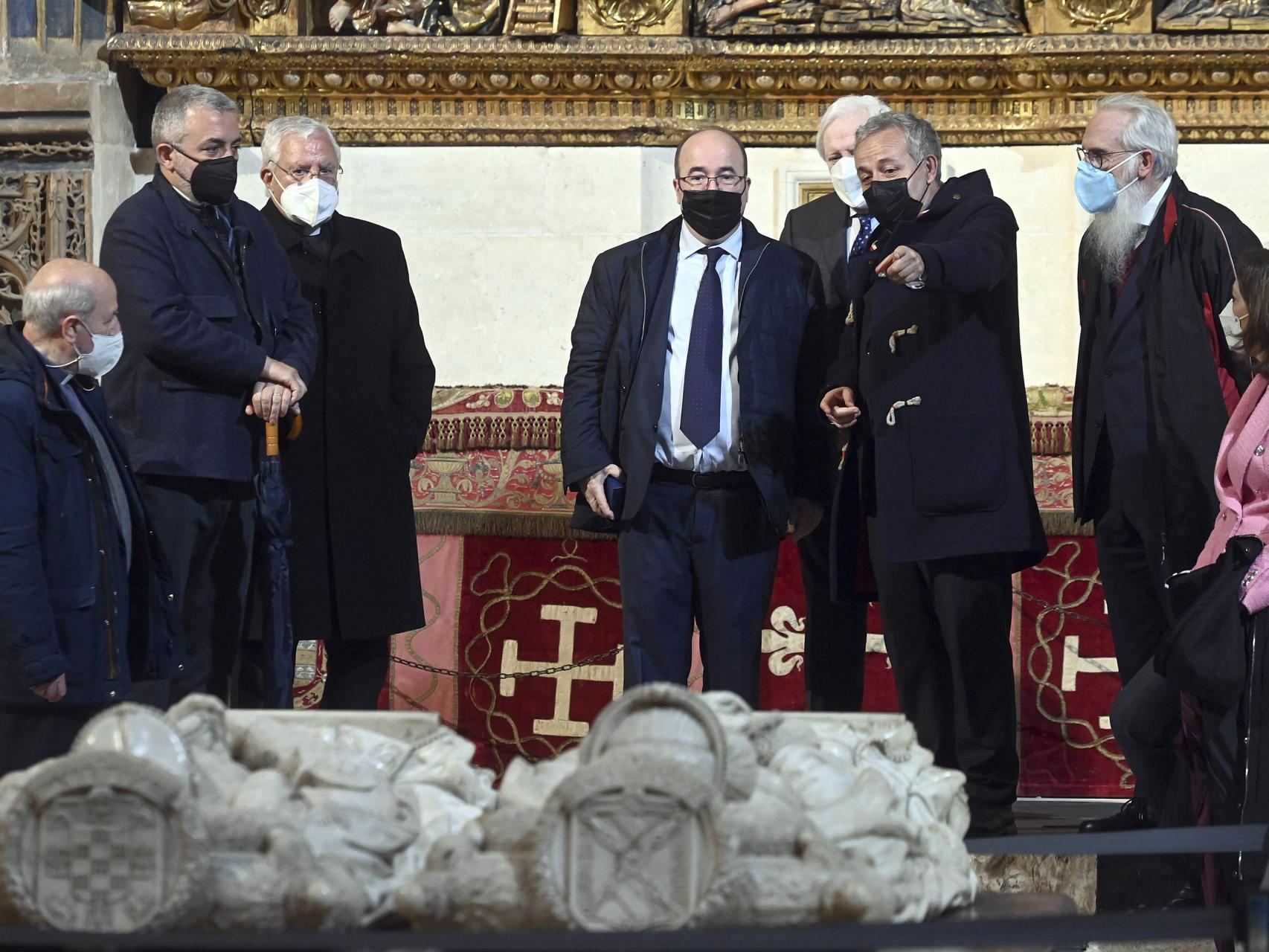 Miquel Iceta durante su visita a la Catedral de Burgos, este martes. / ICAL