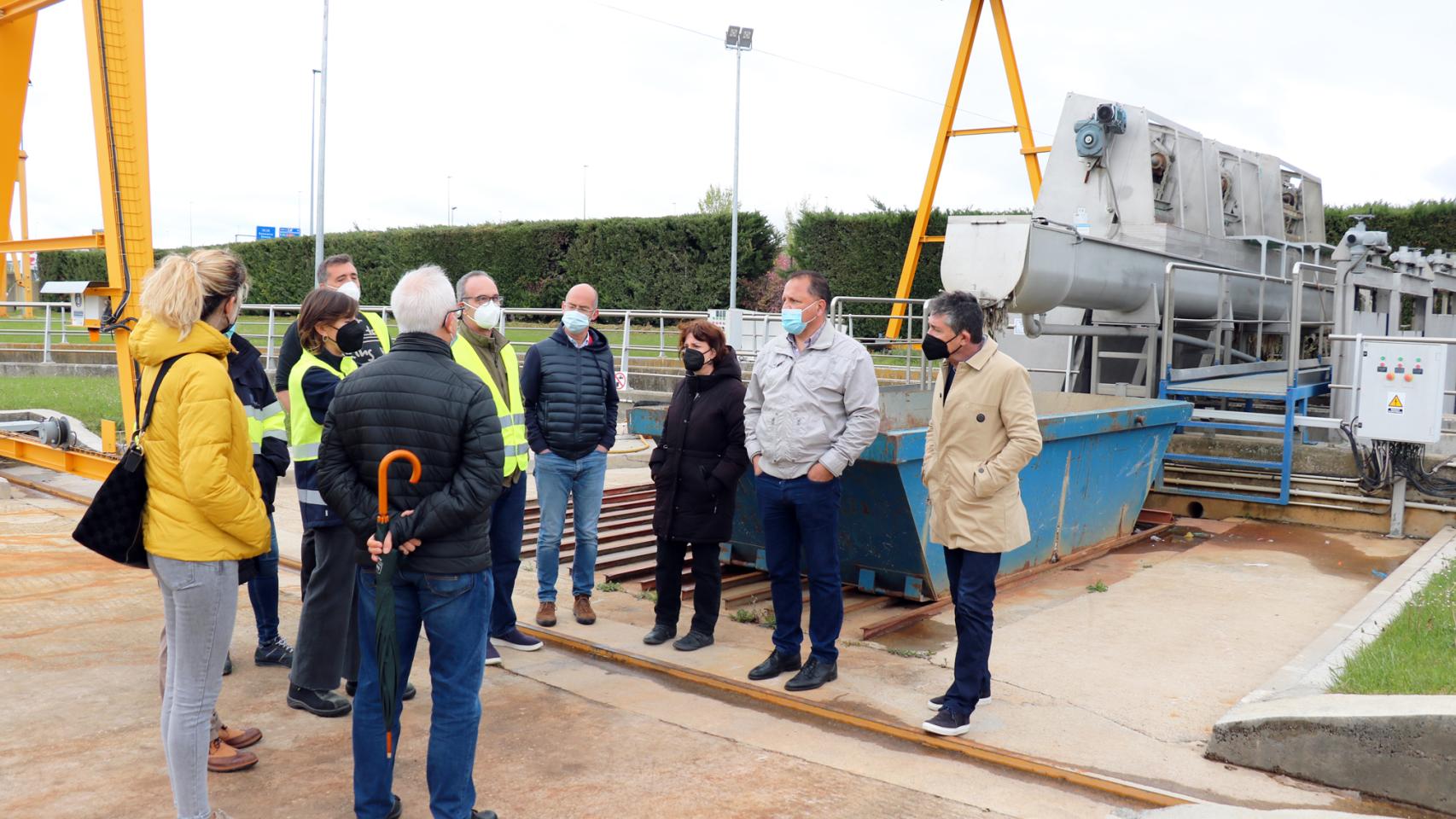 El Consejo de Administración de Aquavall visita la EDAR para conocer las inversiones realizadas desde la municipalización