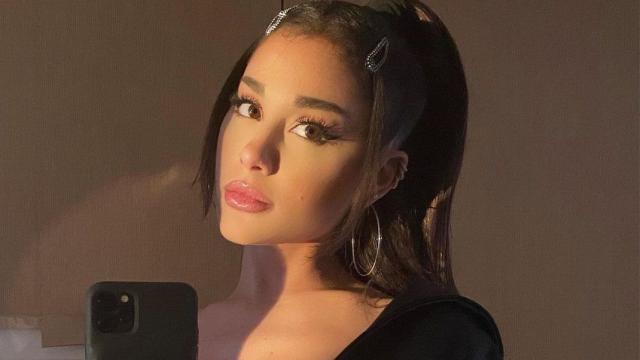 Ariana Grande en una imagen de sus redes sociales.