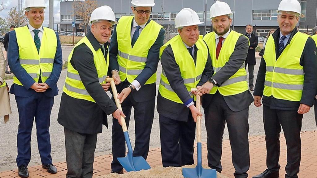 Primera piedra del nuevo centro de Airbus en Albacete