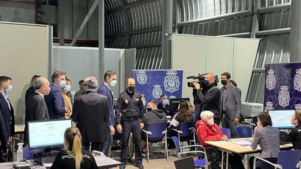 El presidente, en la zona habilitada para la Policía Nacional.