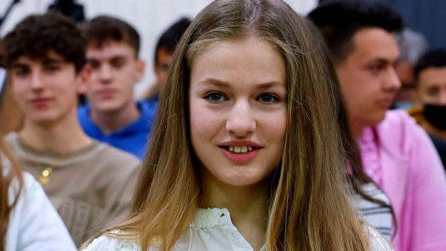 La princesa Leonor en el instituto Julio Verne de Leganés.