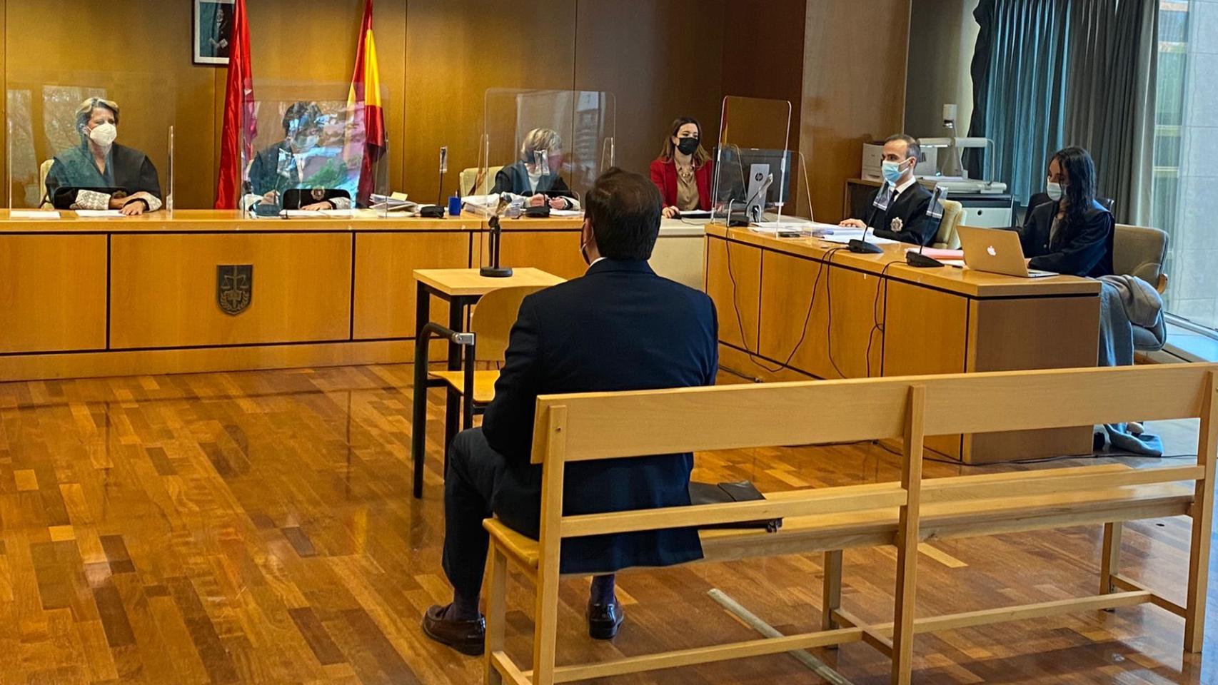 Carlos Hugo Fernández-Roca, exdiputado de Vox, durante el juicio.