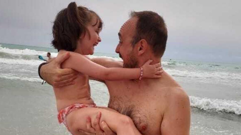 Vera y su padre, Iván.