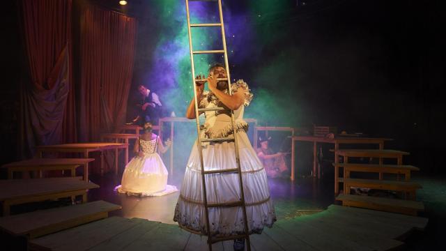 Un momento de la versión de Juan Mayorga de 'El diablo cojuelo'. Foto: David Ruano