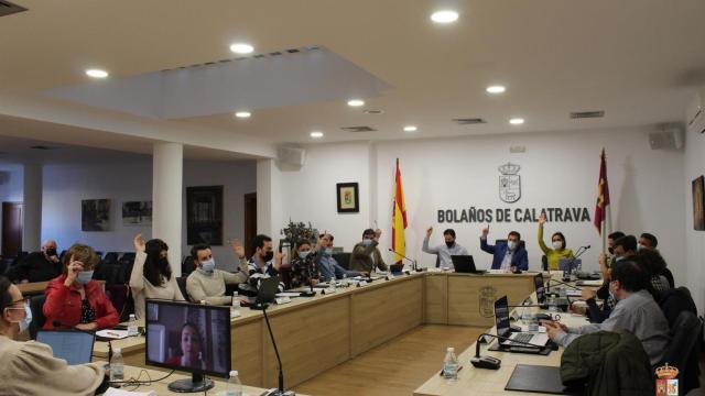 Pleno celebrado este jueves en el Ayuntamiento de Bolaños de Calatrava.