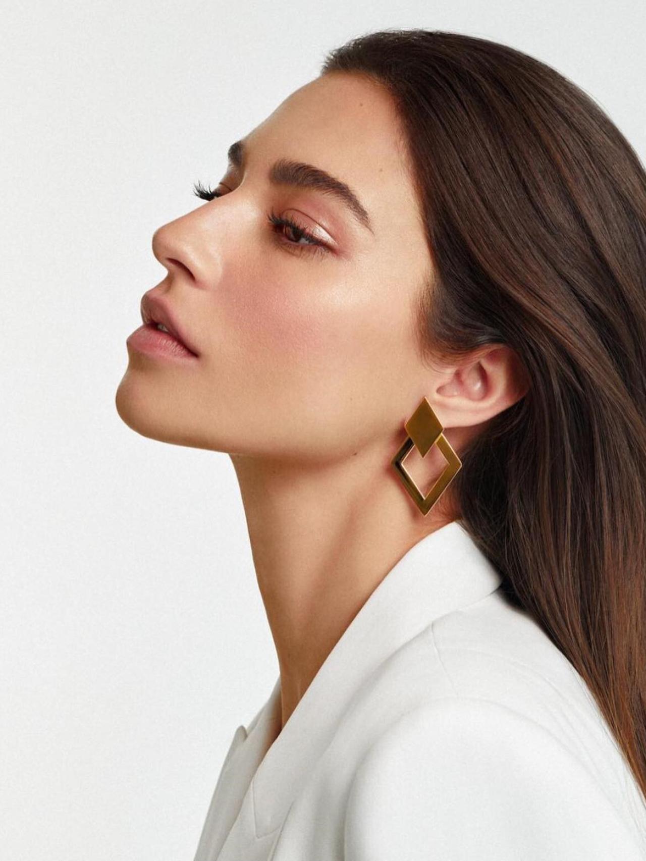 Rocío Crusset con las joyas de su nueva firma.