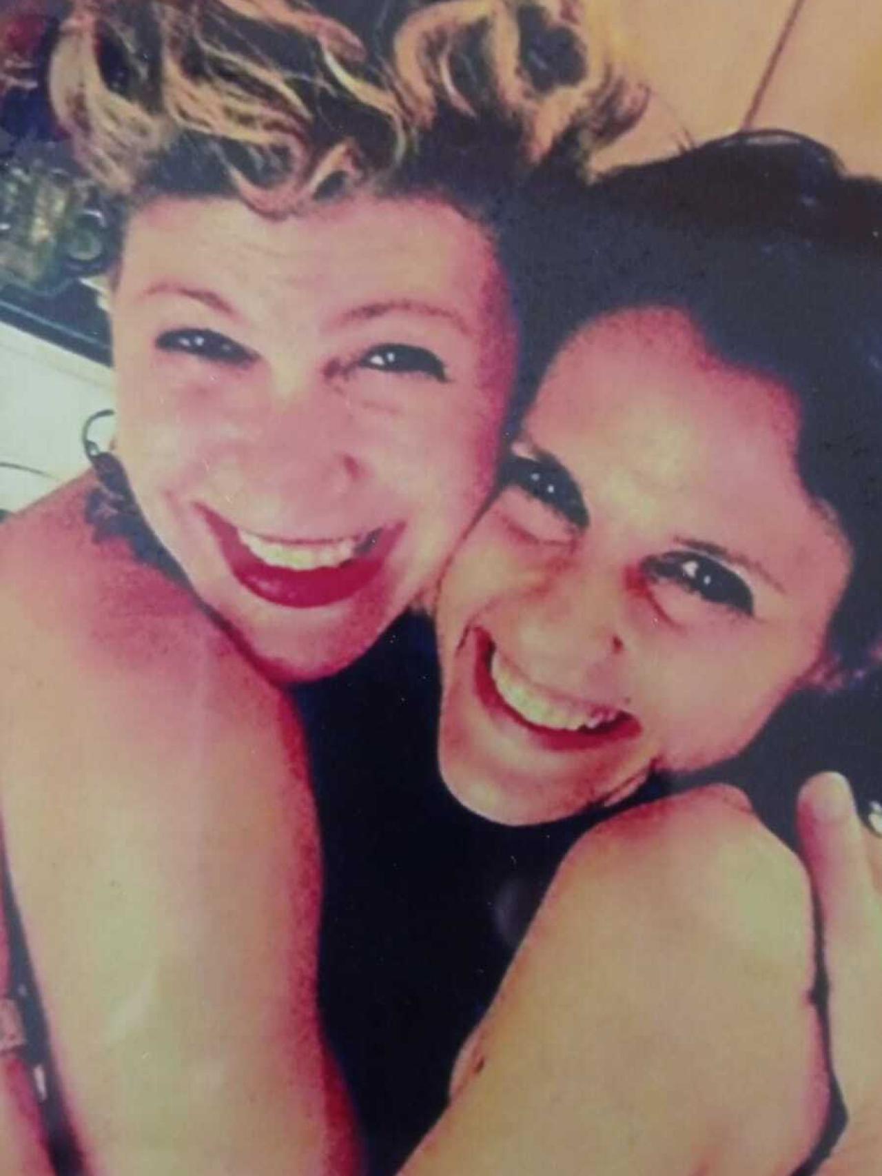 La relación entre las hermanas Gambino, Zoraida y Silvia, era muy estrecha.