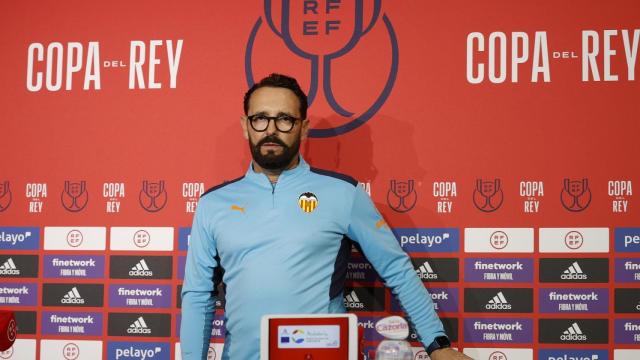 José Bordalás acudiendo a rueda de prensa