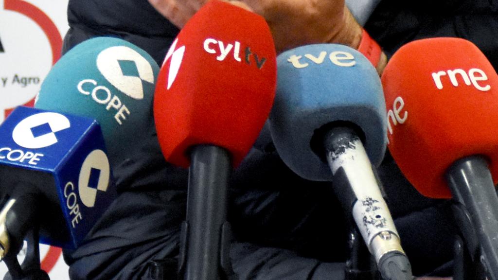 El ex secretario general de UGT Cándido Méndez en la rueda de prensa previa al encuentro con jubilados en Zamora