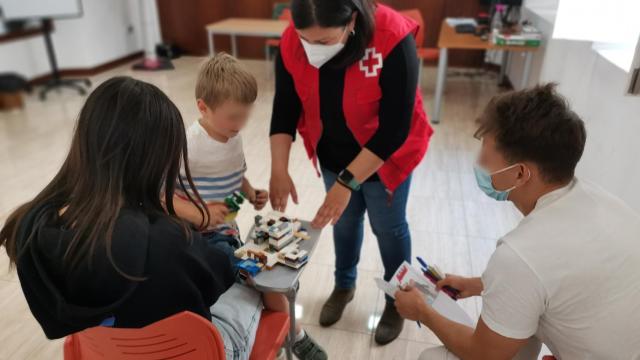 Atencion Cruz Roja a personas ucranianas