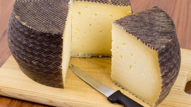 Un queso manchego.