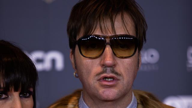 Albert Serra posa en el photocall de los XII Premios Gaudí en 2020. Foto: Pau Venteo / Europa Press