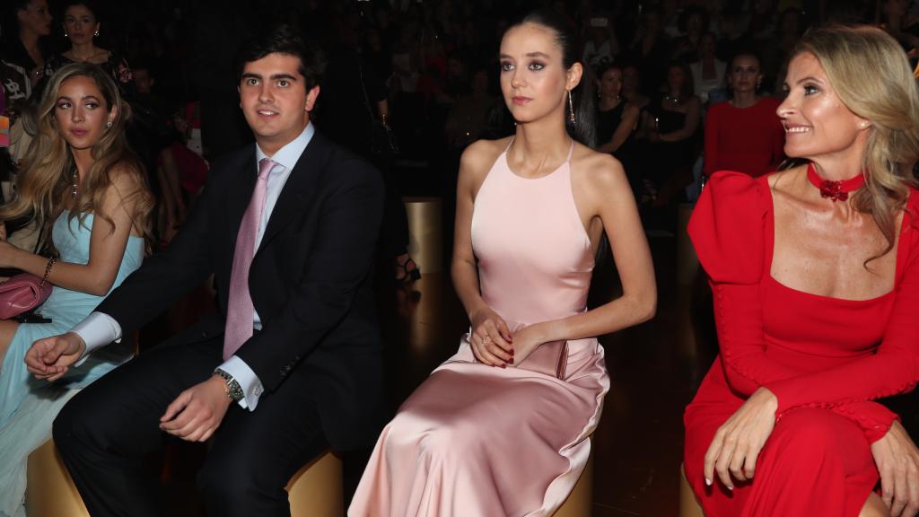 Victoria Federica y Jorge Bárcenas en el front row de Pronovias.