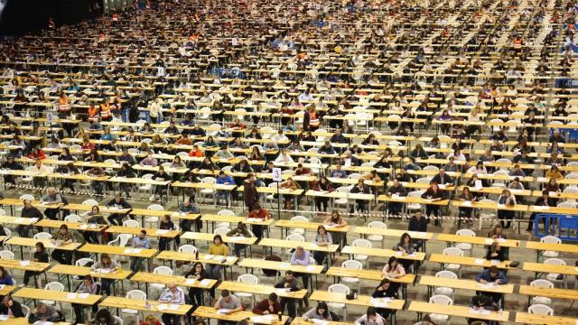 Foto de archivo de una oposiciones en Galicia.
