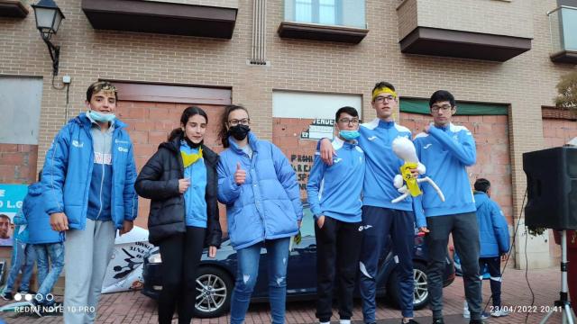 Víctor Manuel Rivas y Laura Maniega, ambos del Club Benavente, se imponen en la Carrera del Toro EnmaromadoProfetas en su tierra