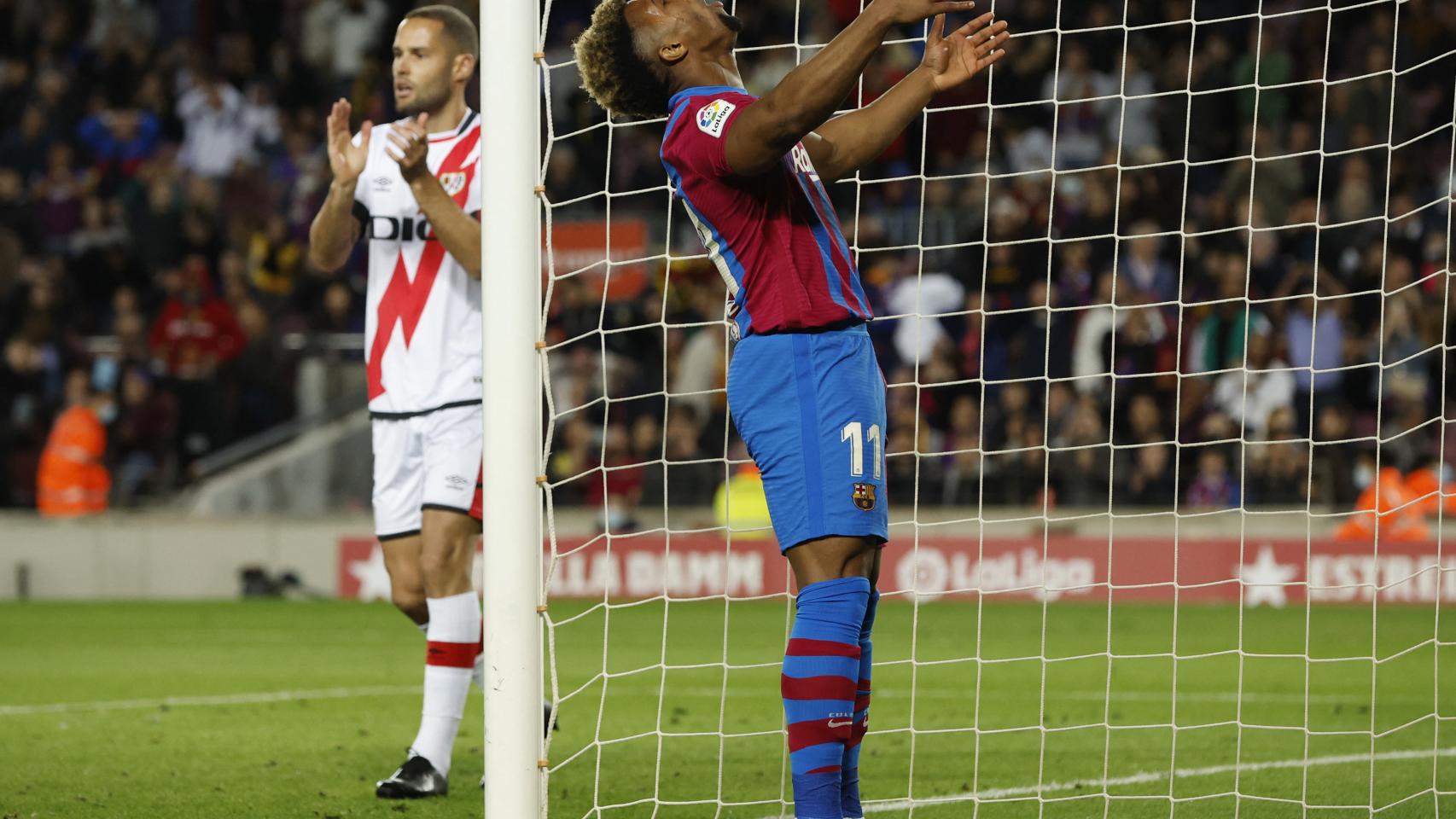 Adana Traoré se lamenta tras fallar una ocasión