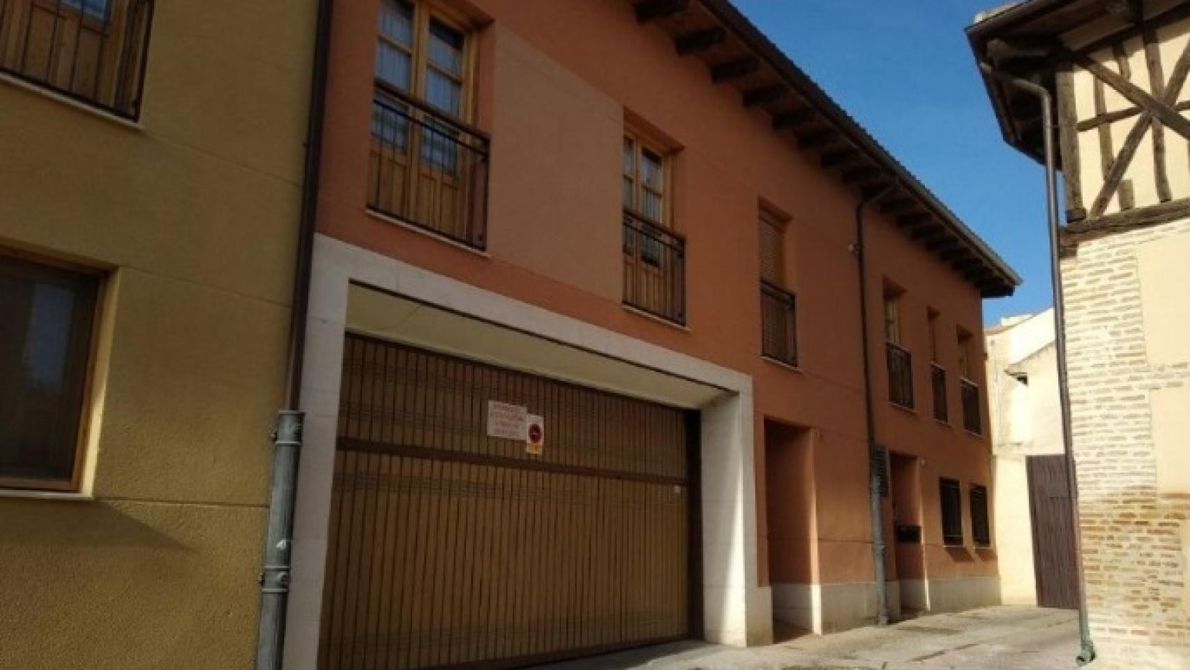 A la venta un dúplex con jardín en Tordesillas