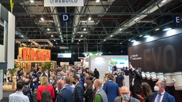 Visitantes en Rebuild 2021.