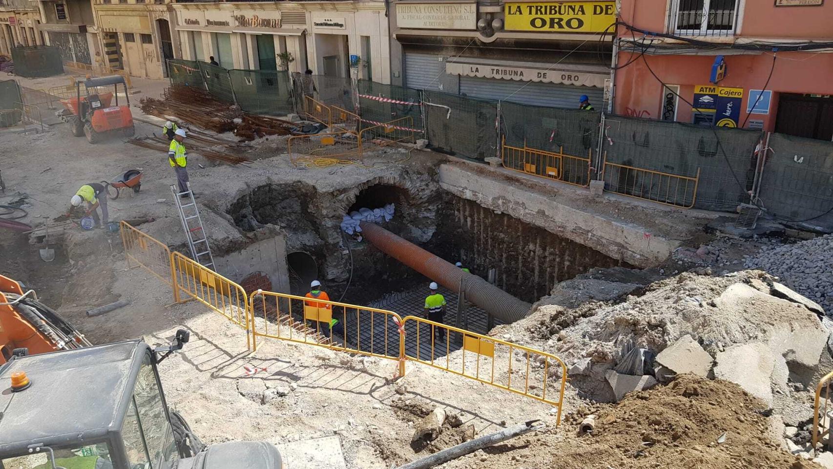 El socavón de la Tribuna de los Pobres, visto desde arriba.