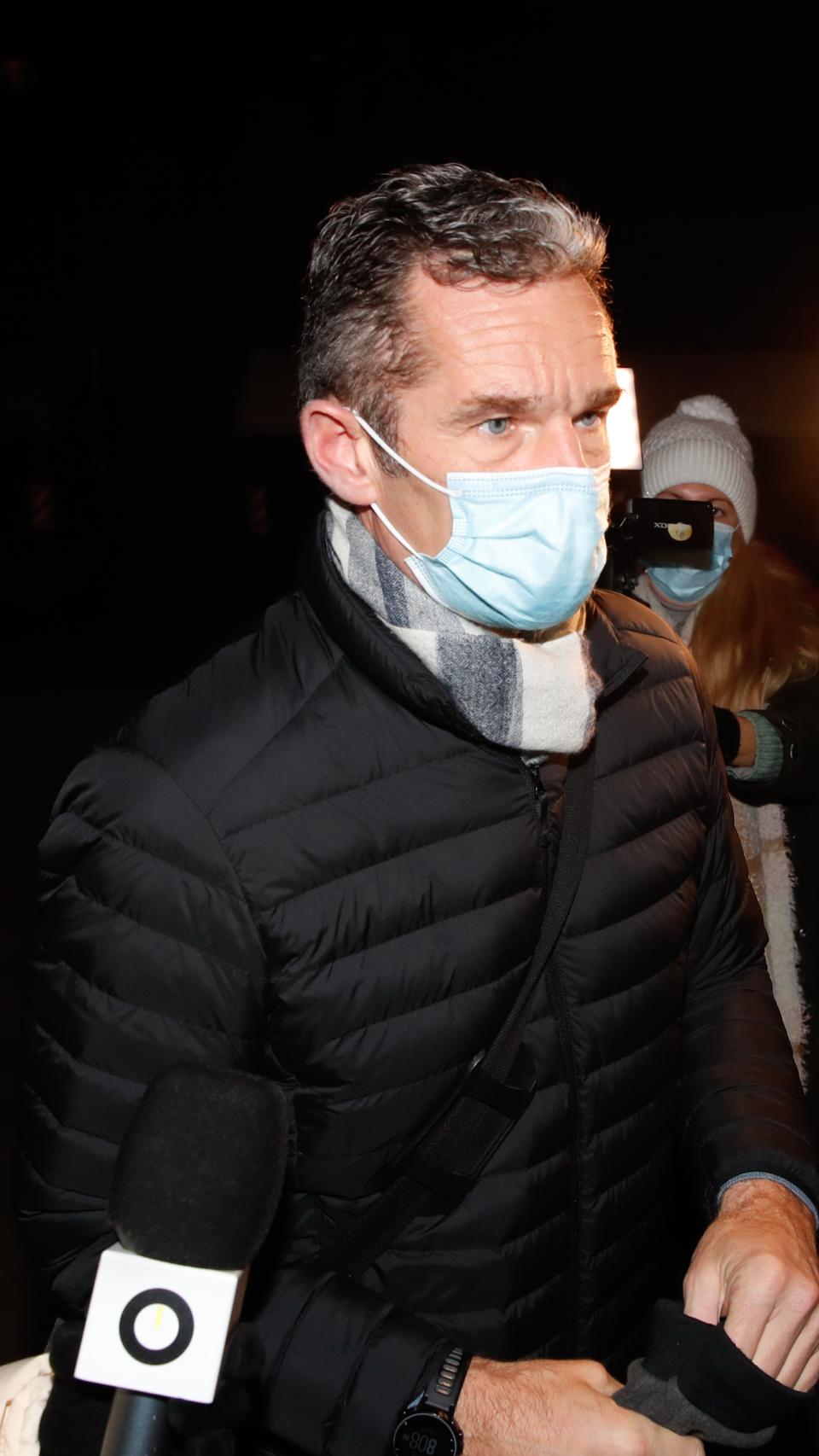 Urdangarin llegando a su antiguo trabajo, el bufete Imaz & Asesores.